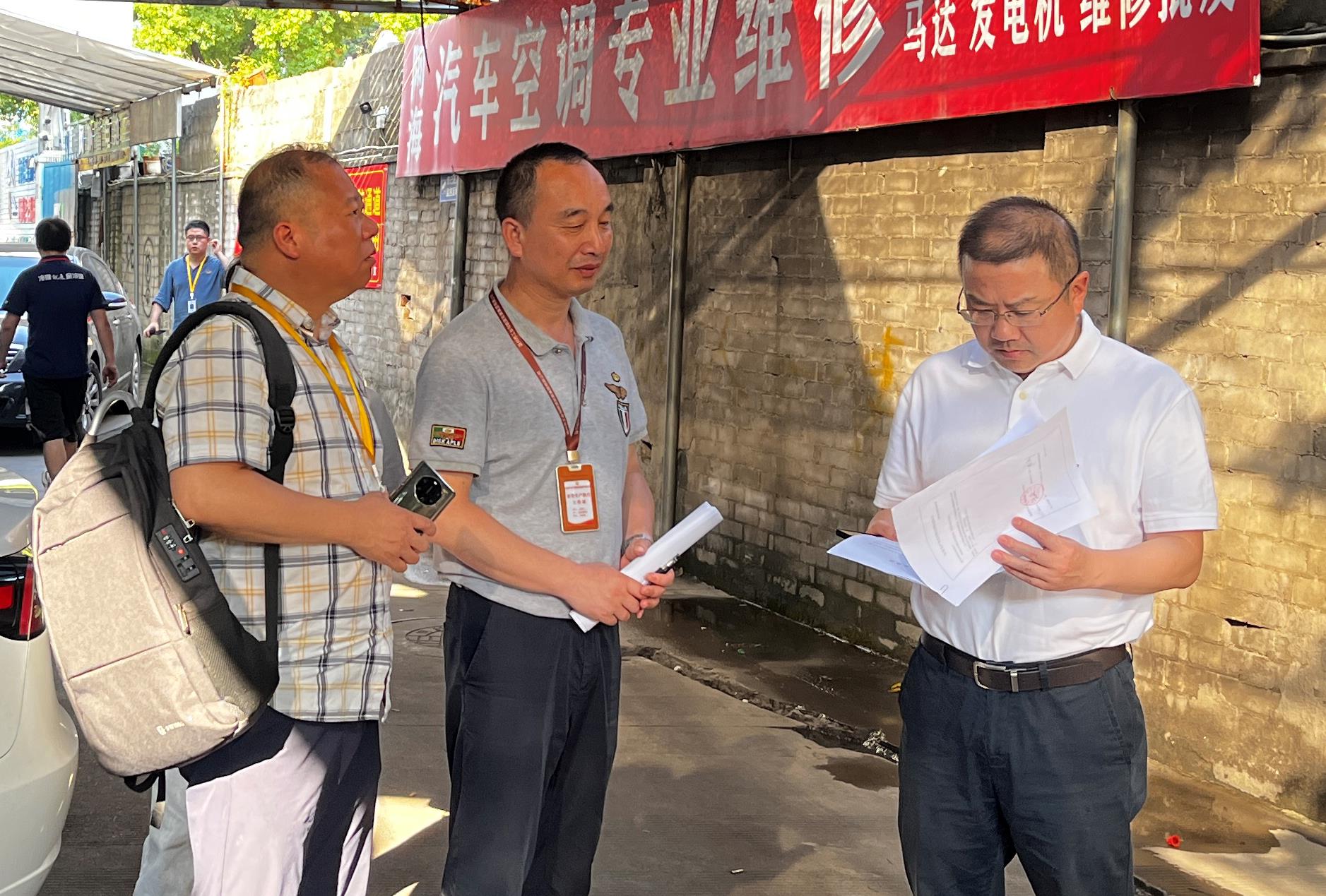 集團(tuán)黨委委員、紀(jì)委書記陳小偉帶隊(duì)檢查 面粉公司安全生產(chǎn)工作